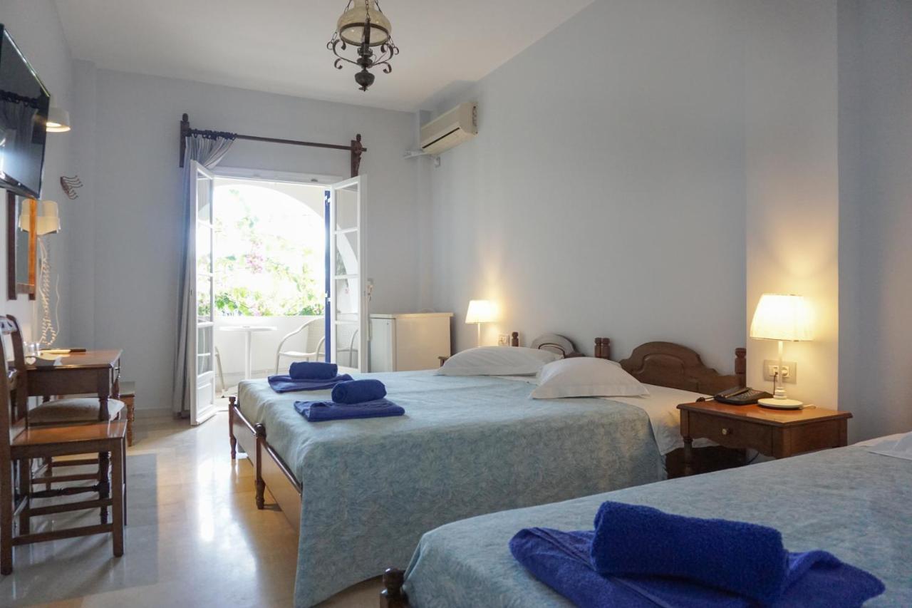Proteas Hotel Kamári Екстериор снимка